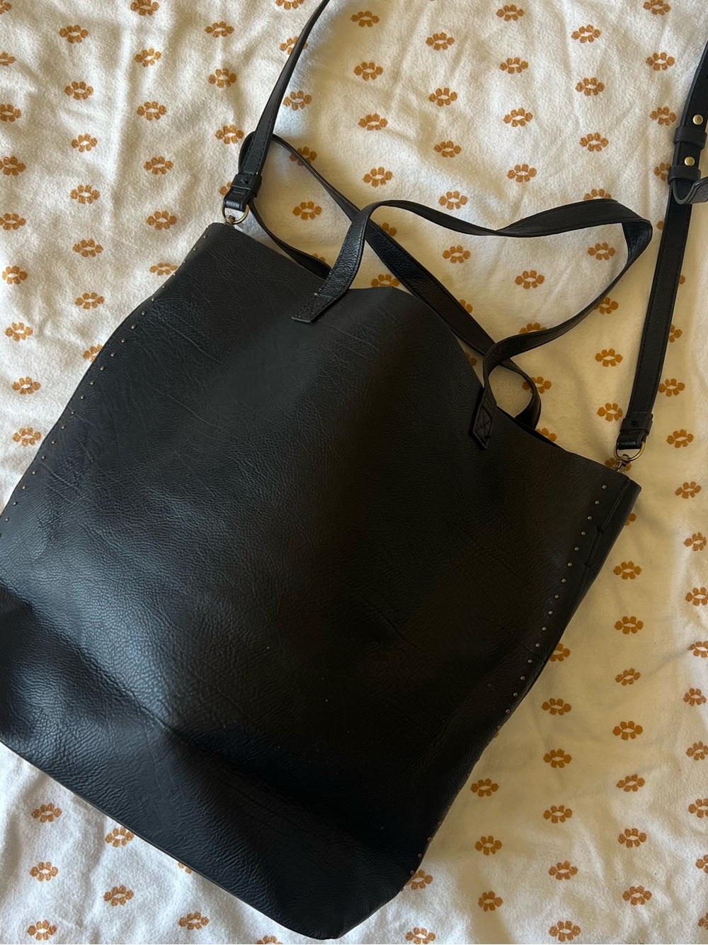American Eagle Outfitters Black Leather Tote with Gold Zipper Detail